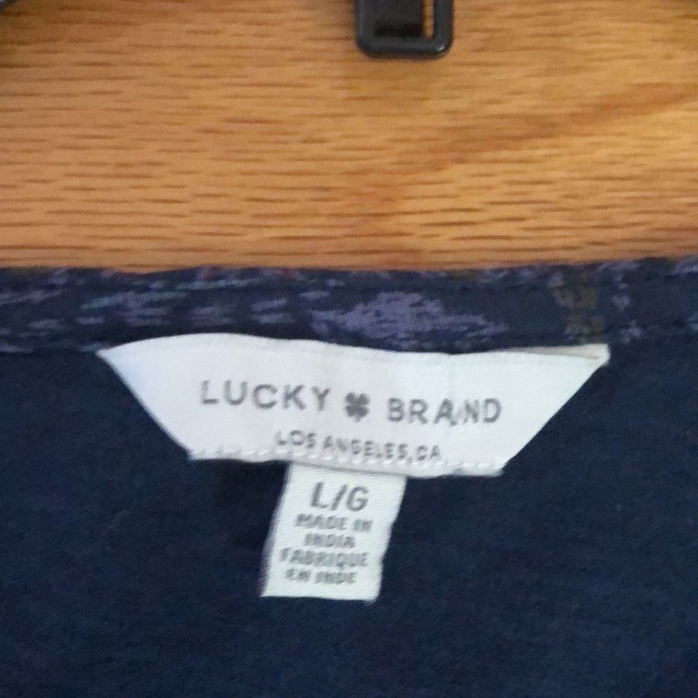 🌺 Lucky Brand Purple and Green Paisley Top Sz L - Picture 5 of 7